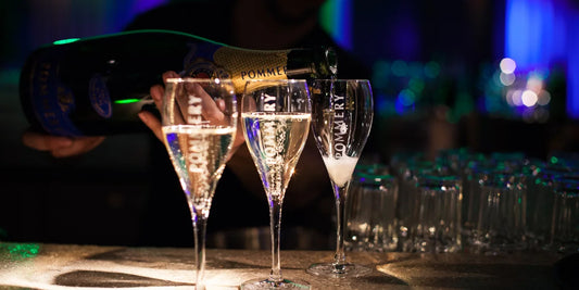 Champagner richtig servieren